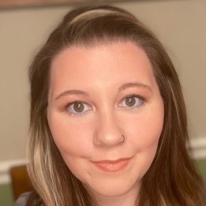 Meet your Posher, Kaitlyn